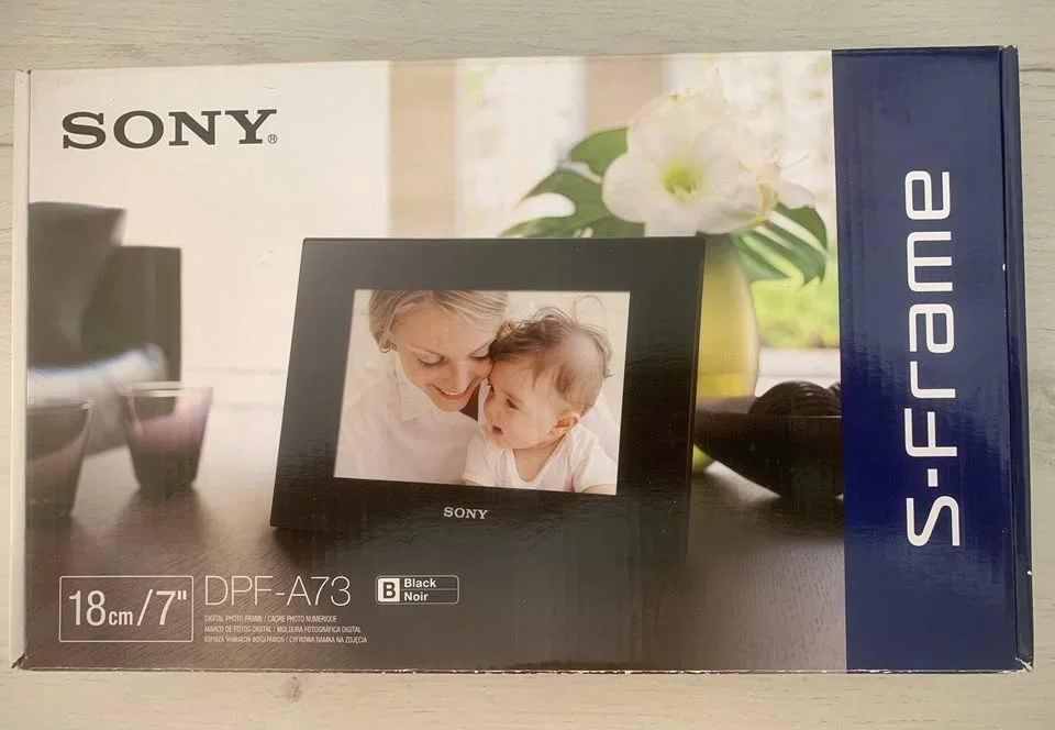 ✅ Цифровая фоторамка 7" SONY DPF-A73 black
